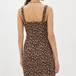 🎀 Banana Republic Kenee Length Leopard Dress and 
size 0.